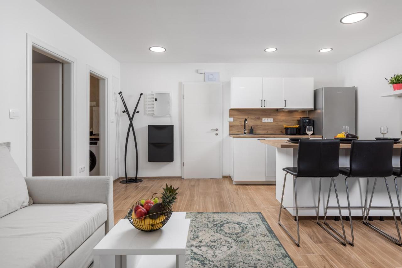 Apartment City Peace リエカ エクステリア 写真